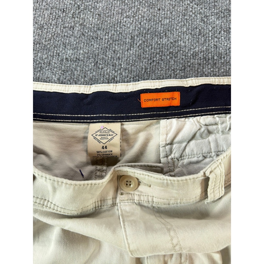 St Johns Bay Mens Khaki Cargo Shorts Size 44 Comfort Stretch Cotton Blend Casual - Picture 5 of 6